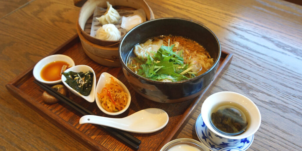海老ワンタン麺ランチセット