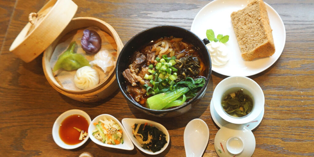 牛肉麺ディナーセット2511