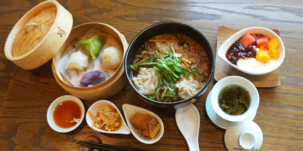 海老ワンタン麺ディナーセット